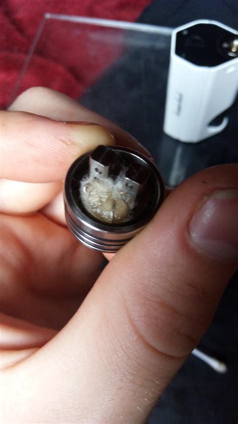 Second hand vape says low resistance, I wonder why? : r/CoilGore