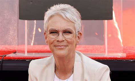 Jamie Lee Curtis Poses Nude And In A Bathing Suit In 'NYT' Photos