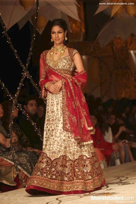 Rohit Bal Show at AVIBFW 2013 Indian Wedding Fashion, Bridal Fashion ...