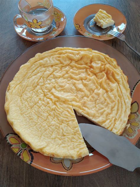 Сладкиш с кисело мляко | Вкусни спомени