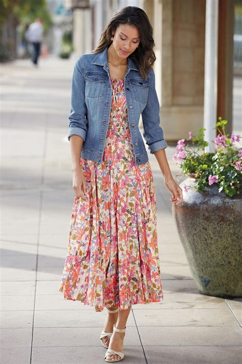What To Wear With Long Floral Dress at Holly Stine blog