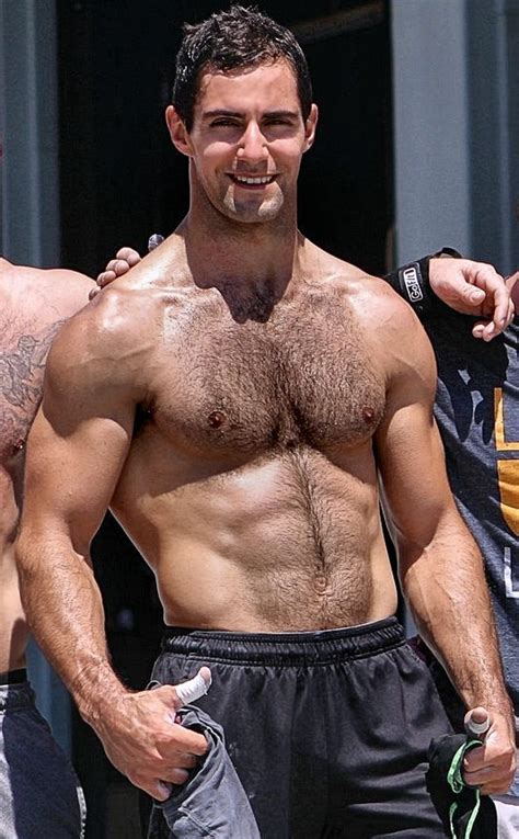 hairy muscular naked men hunks hot hunks oscar  bear hommes sexy