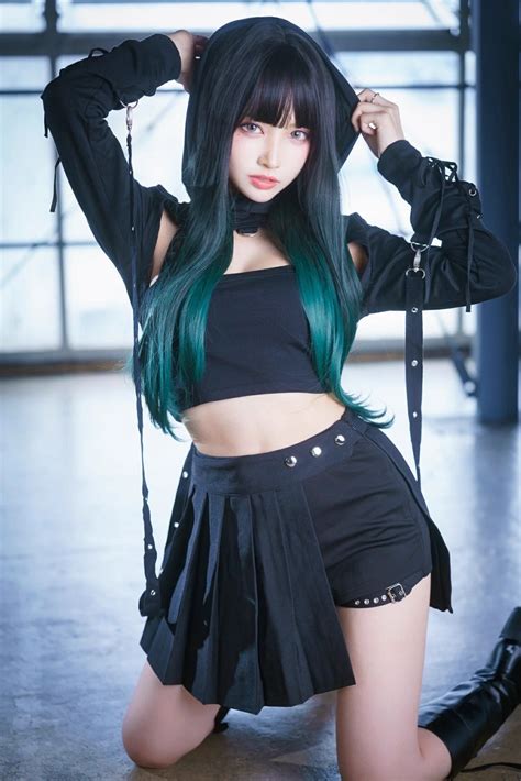 「Asian Goth」おしゃれまとめの人気アイデア｜Pinterest｜Max Choi | モデルのポーズ, アジア美人, 人気トップ