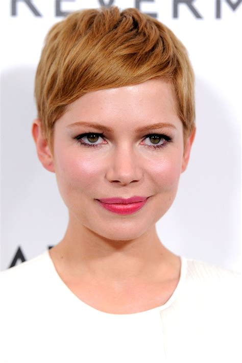 15 celebrity strawberry blonde hair looks – Artofit