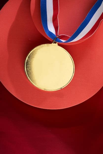 gold medal recognition images    freepik