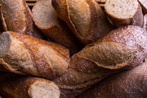 Warming French Bread in Oven: How Do You Achieve Soft Center