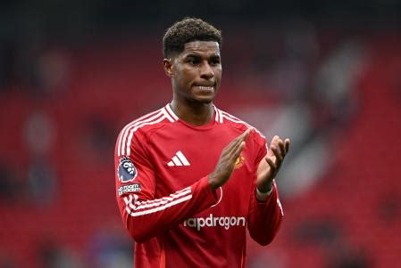 marcus rashford ya esta en barcelona  firmar su contrato  el barca