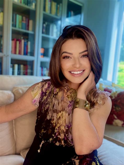 Stephanie Hunter - Escort Directory | Euro Escort Stars | VIP Escort Girls