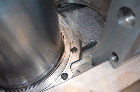 TOOL-PRODUCTION | m-o-l-d-t-o-o-l