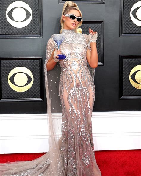 41 Hot Paris Hilton Pictures That Are Gateway to Heaven