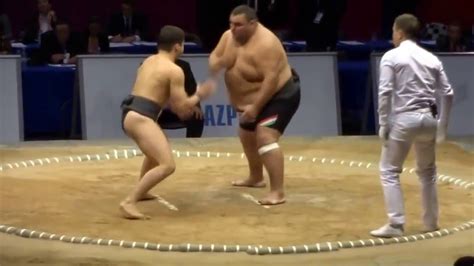 Unbelievable sumo fight you will ever encounter in Russia - AWESOME ...