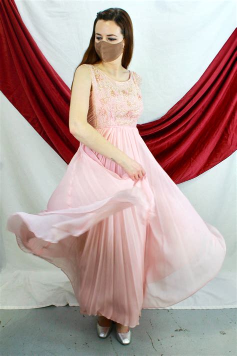 1960s Inspired Prom Dresses