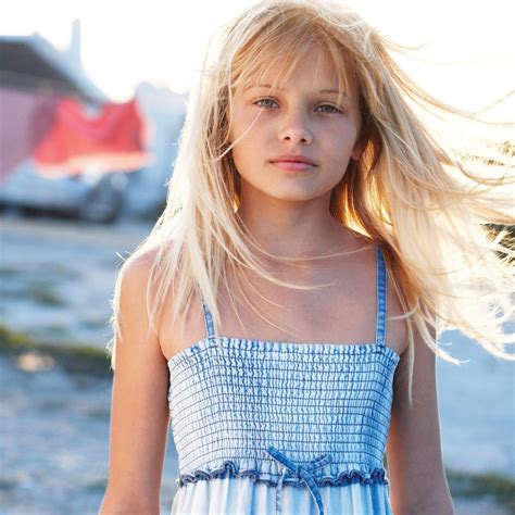 girl-web - Institute of Photography