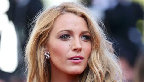Blake Lively's Height, Weight, and Body Measurements Revealed ...