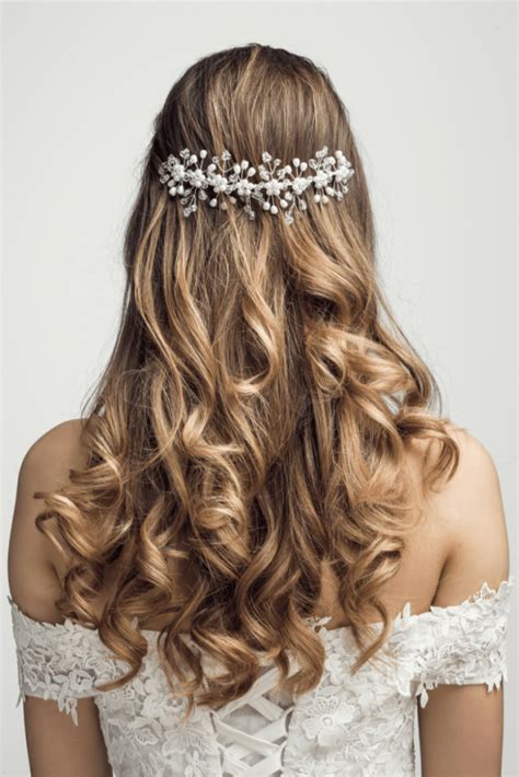 peinados de novia  tiara  pelo suelto
