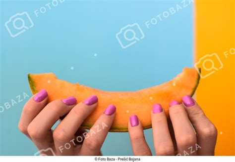 Dinja - preuzmite fotografiju | Foto Baza