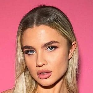 Daniella Hemsley - Age, Family, Bio | Famous Birthdays