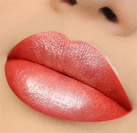 Metallic 💋🧡 | Lipstick, Beautiful lips, Lip colors