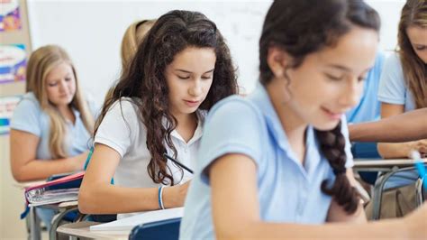 Como conseguir bolsa em escola particular - SB24HORAS