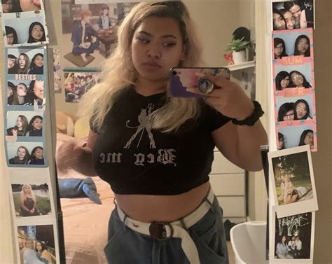 (F21) that’s right, it’s me again 👍🏽 : selfie