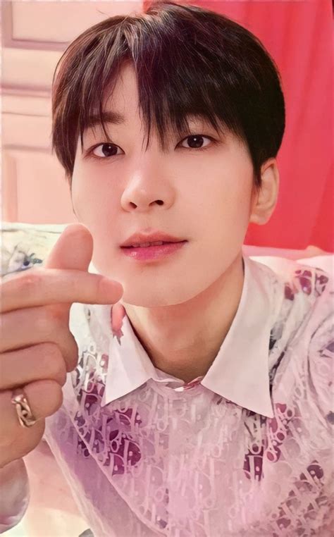 pin  michii  wonu pcs uwu seventeen