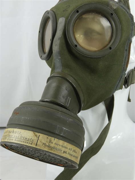 WW2 German Gas Mask And Canister