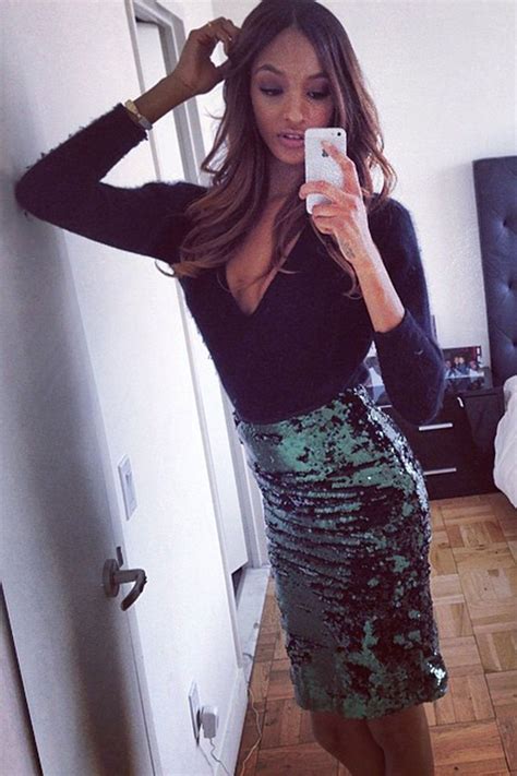 How To Take The Perfect Changing Room Selfie | British Vogue | British