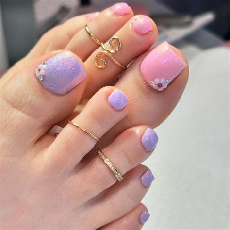 23+ Cutest Pedicure Ideas for 2024. - DrExplains