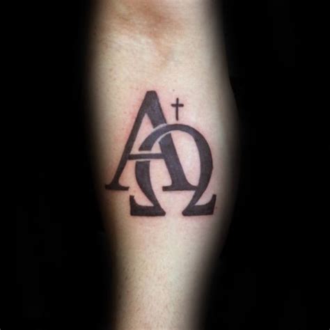 Alfa E Omega Tatuagem - 30 tatuagens de Alfa e Ómega (com o significado)