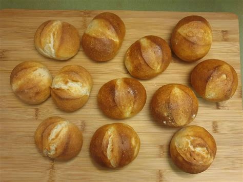 German Bread Rolls ('Weizenbrötchen') - My German Table