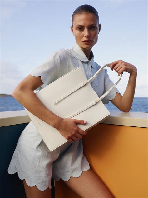 SUMMER BY THE SEA - A PROJECT WITH OROTON BY JAKE TERREY - SIDE-NOTE