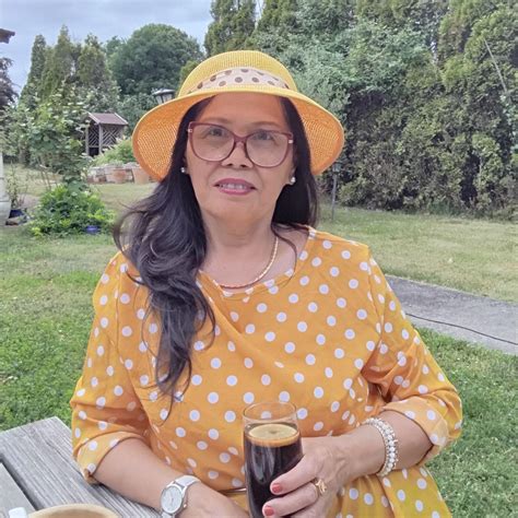 Uses just 4 ingredients these 7-Up... - Butter Your Biscuit | Facebook