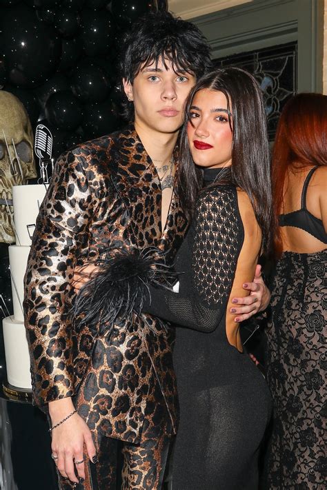 DWTS frontrunner and Kardashian pal Charli D’Amelio suffers NSFW