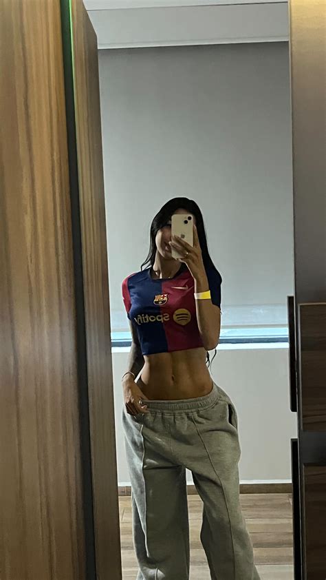 Meli | 101 goles en 32 partidos, ¡VISCA BARÇA! #viscabarça | Instagram