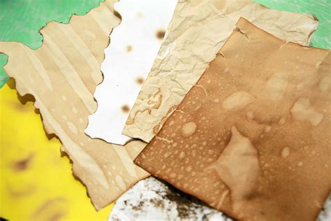 how to make paper look old with coffee