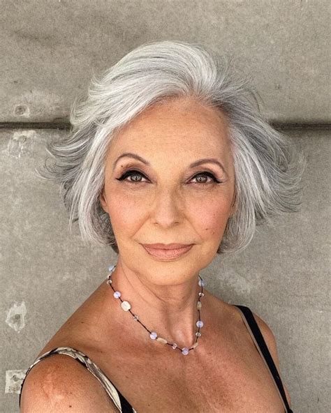 Cor De Cabelo Para 60 Anos - Cortes de cabelo para mulheres com mais de 60 anos