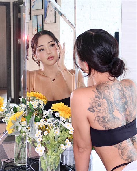 Kaia Kitsune | Mirror mirror • • • #asiangirl #explore #spicymodel #