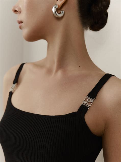 Платье мини в рубчик с декором на бретелях :: LICHI - Online fashion store