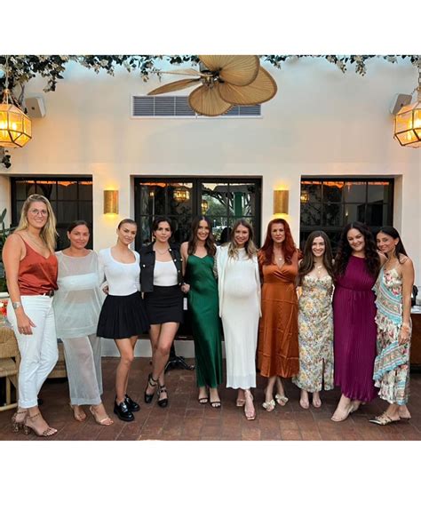 Stassi Schroeder hosts baby sprinkle with 'Pump Rules' cast