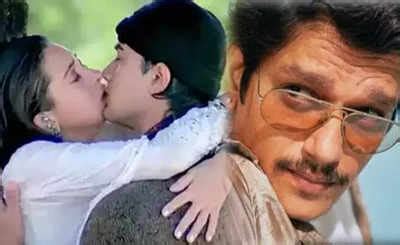 Vijay Varma felt awkward watching Aamir Khan and Karisma Kapoor kiss in ...