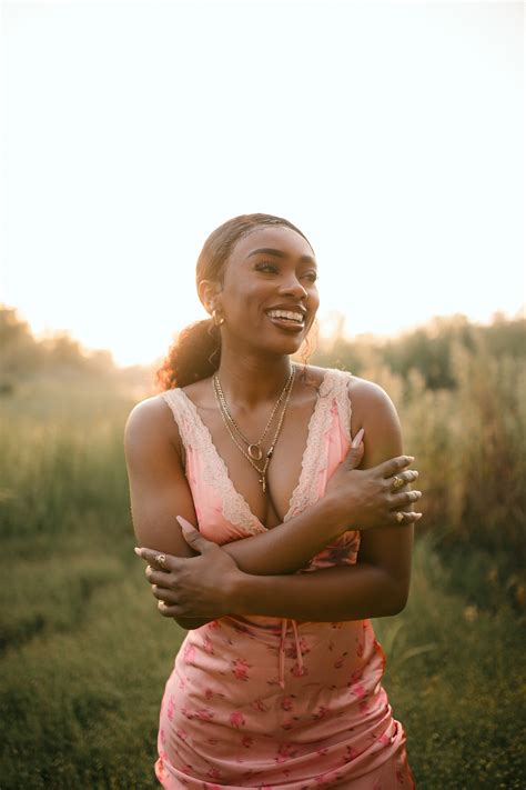 Meet Paije Johnson – CanvasRebel Magazine