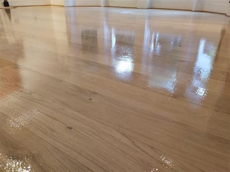 Make Your Wood Flooring Shine Naturally | Wooden Flooring Experts Ltd.