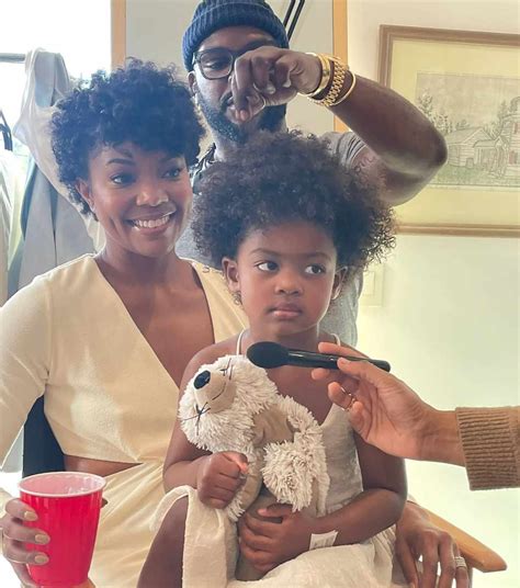 Gabrielle Union's Daughter Kaavia Looks Unimpressed While Taking Pics