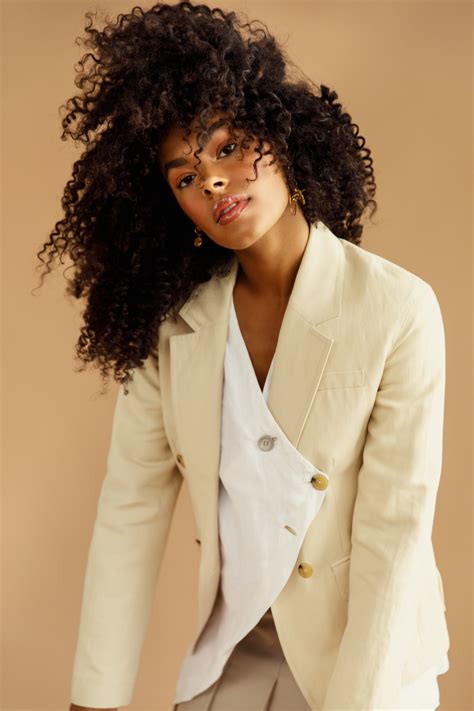 JELISA – CHRISTINE MARIE