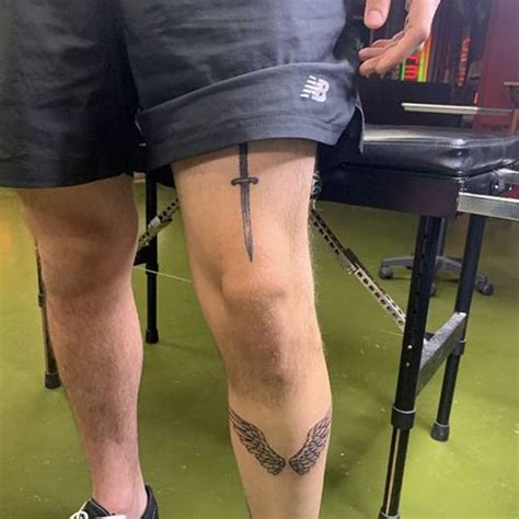 Red Thigh Tattoos 23 Best Rose Thigh Tattoo Ideas for Women | StayGlam