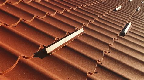 Edmonton Metal Roofing Installation Experts | I Roof Alberta