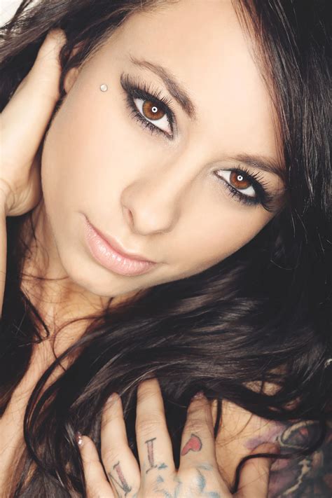 Ericca Mucci, women, pornstar, tattoo, piercing, portrait display