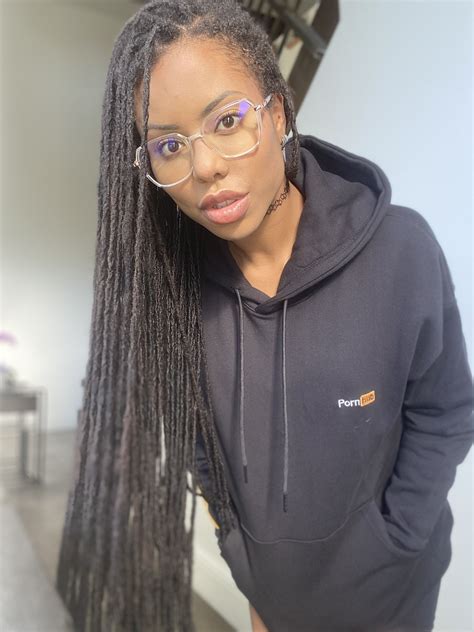 TW Pornstars - Kira Noir ☾. Twitter. 2:19 AM - 26 Sep 2021