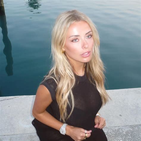 Corina Kopf: la bionda spessa più sexy | @corinnakopf OnlyFans senza 