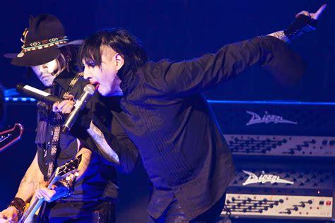 Watch Johnny Depp Perform With Marilyn Manson - Rolling Stone